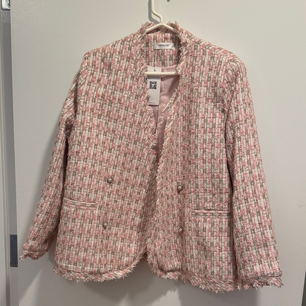 Elegant Pink and White Tweed Blazer